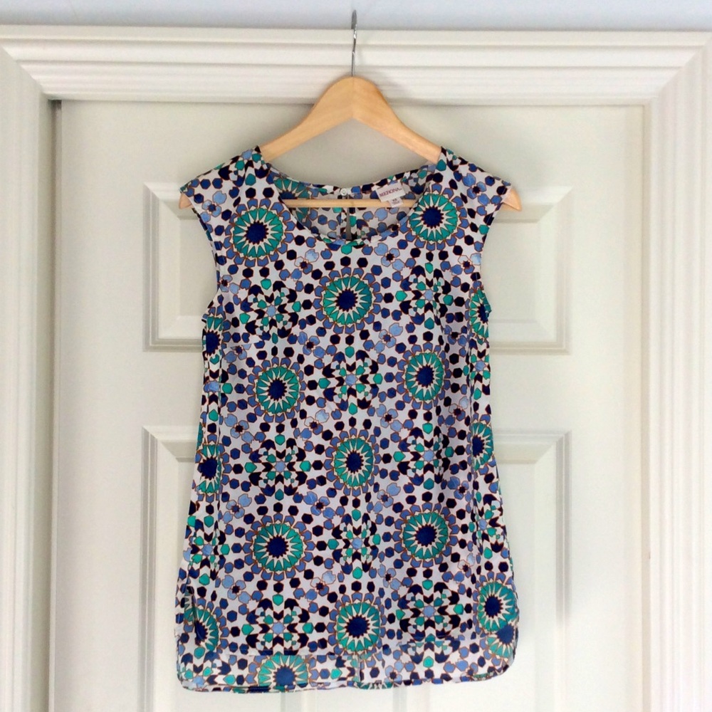 Excellent condition Merona sleeveless blouse